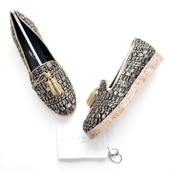 ‎Vicini - Picture 1 of 9